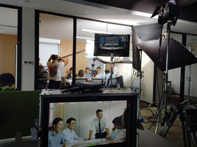 宝山区产品宣传视频制作方案：全流程成本管控，小预算也能拍出大片既视感